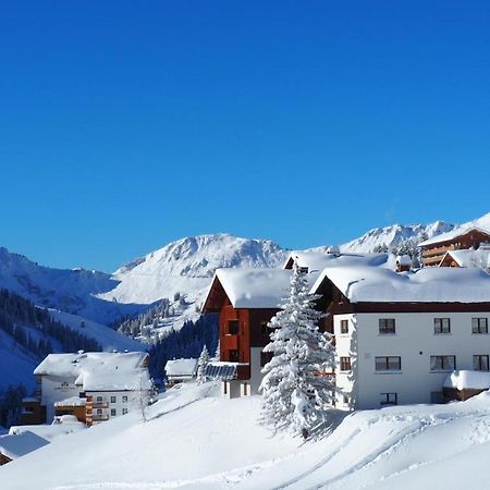 Haus Furka Hotel Damuels Exterior photo