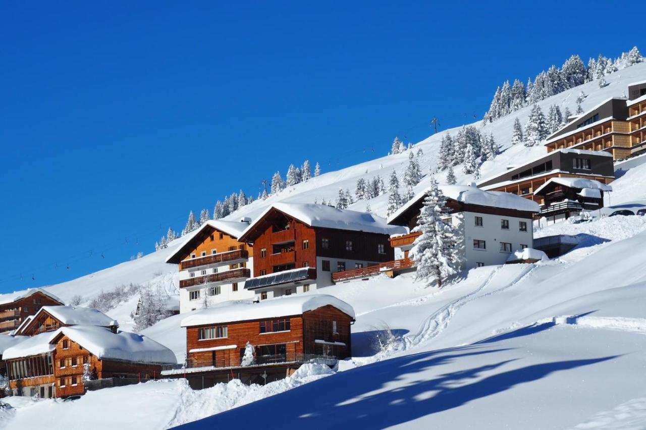 Haus Furka Hotel Damuels Exterior photo